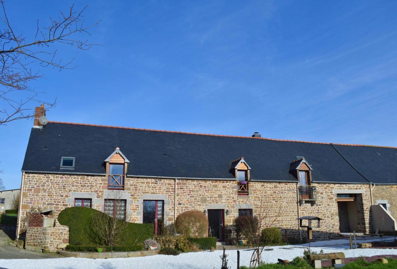 Mont Voyageur Bed & Breakfast Sains Dış mekan fotoğraf