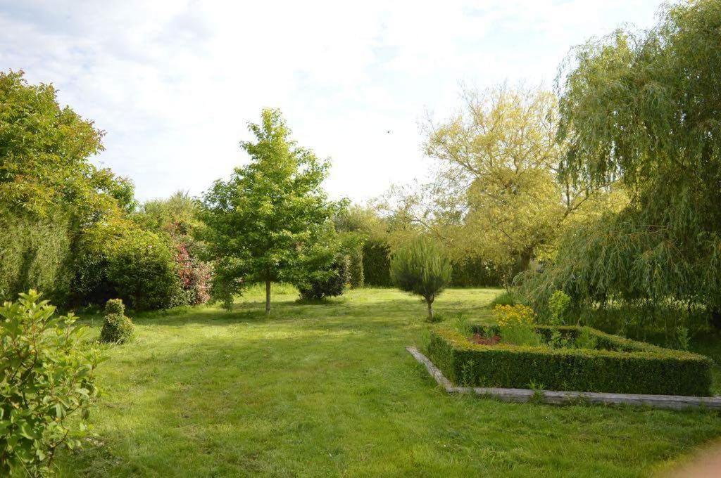 Mont Voyageur Bed & Breakfast Sains Dış mekan fotoğraf